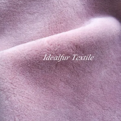 Tissu rose avec manteau Bond, laine d'agneau, fausse fourrure de mouton